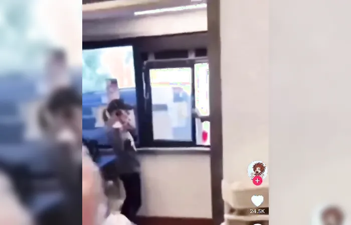 Should drive-thru workers be armed?