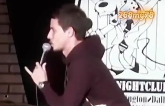 Tony Hinchcliffe ruins a heckler during a live comedy show