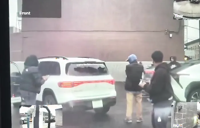 Parking spot dispute turns into violent chaos