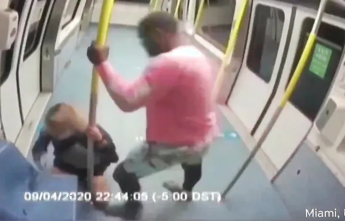 Thug attacks woman who's all alone