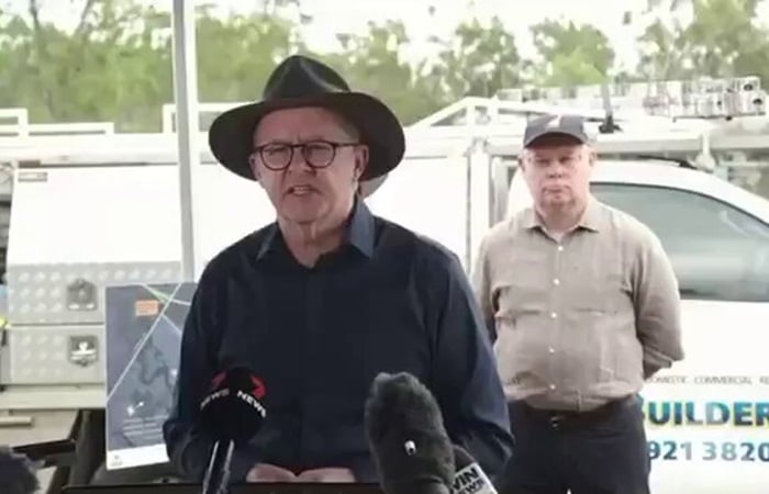 Australian PM wants memes making fun of him banned