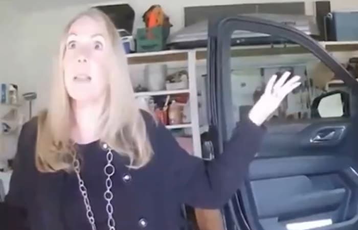 NY DA ran from police, went home, gets ticket