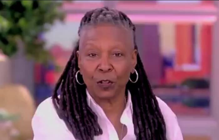 “Just say you’re sorry” – politician demands Whoopi apologize