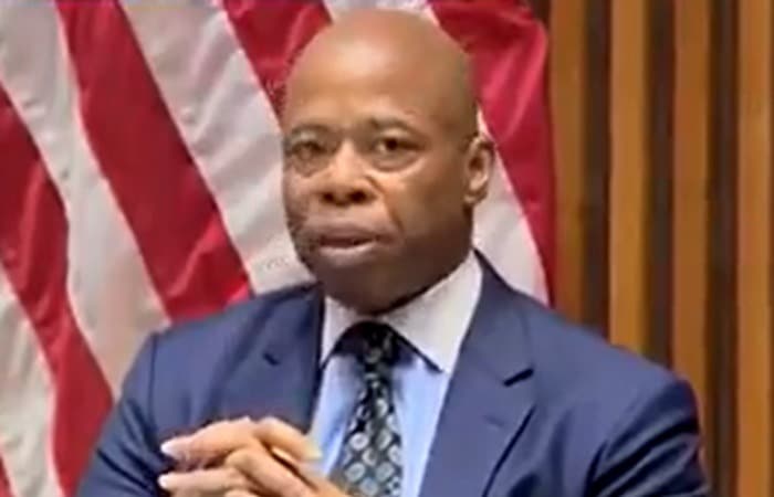 Mayor rips anti-American protesters a new one