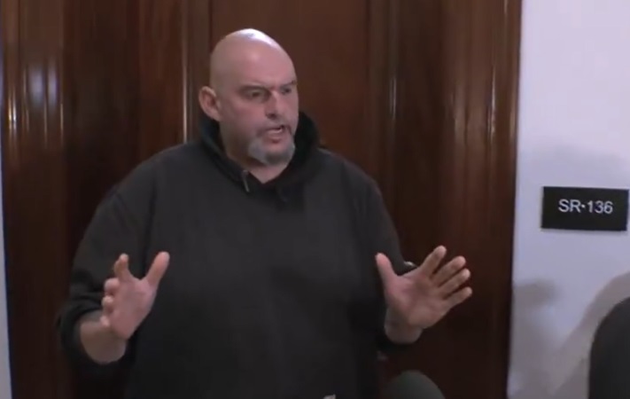 Fetterman plays the media after meeting with Hegseth