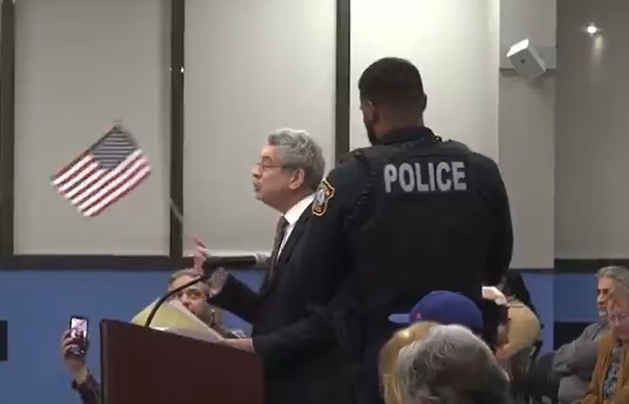 ‘Shame on You!’ – props banned by NJ township council include American flag, Constitution