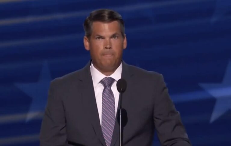 GOP lawmaker expelled, flips to join Democrats