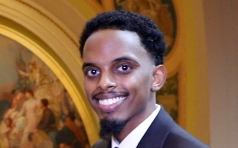 Sen. Omar Fateh caught fast-tracking approvals to wife’s company